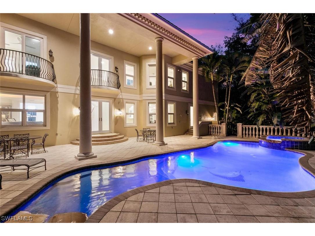 1408 Hemingway Place, Naples, FL, 34103 MLS 223094242 Edina Realty