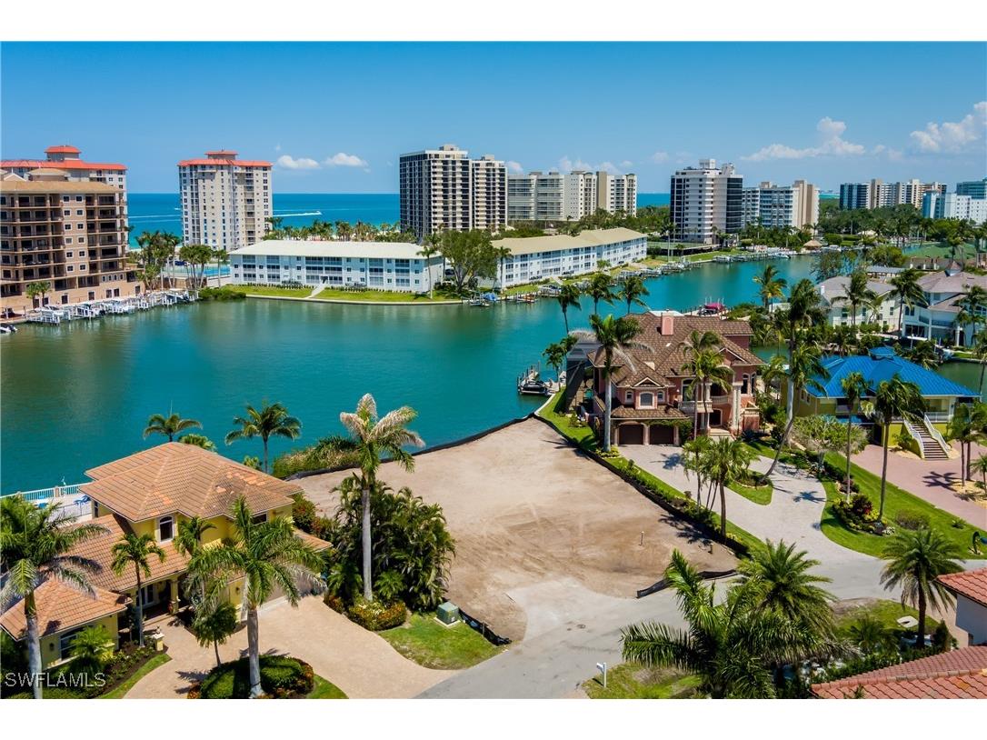 141 Conners Avenue Naples FL 34108 224086469 image2