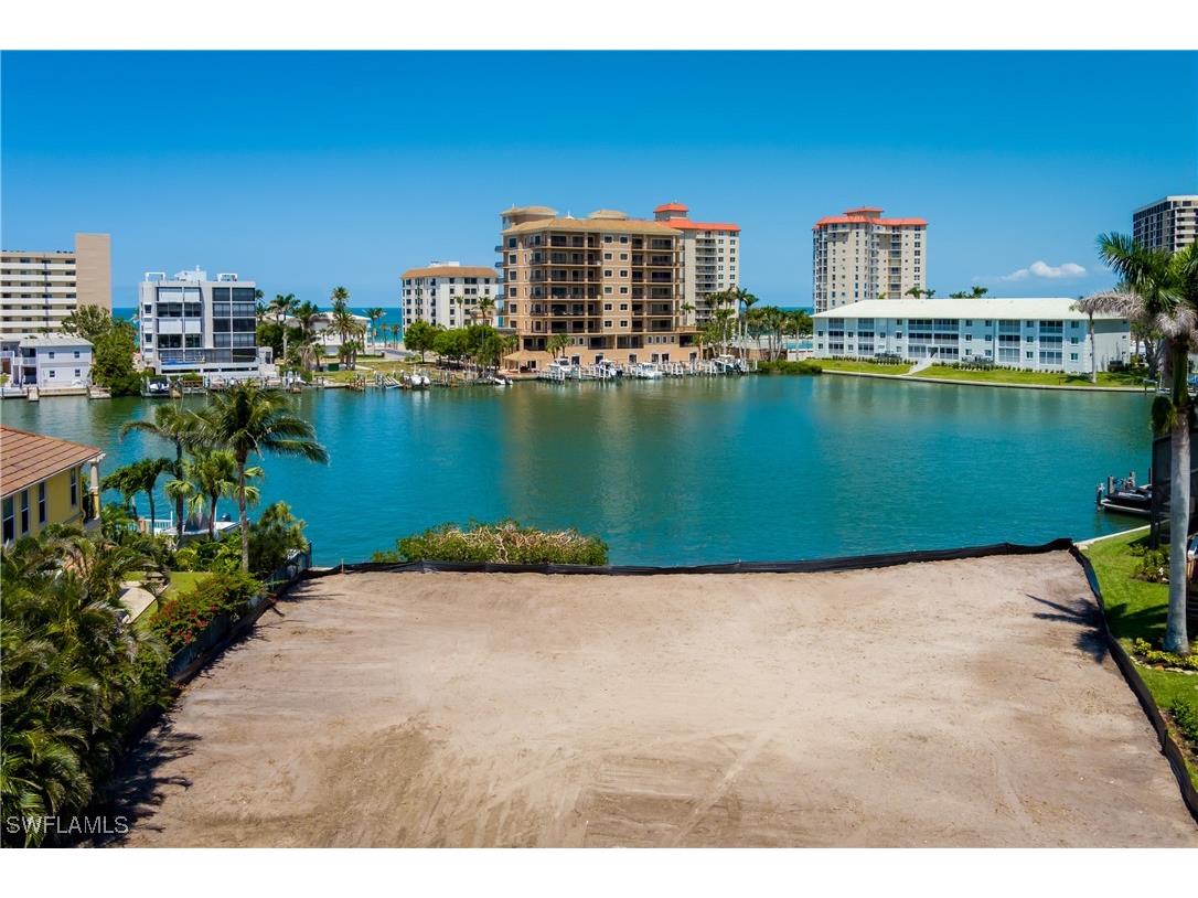 141 Conners Avenue Naples FL 34108 224086469 image3