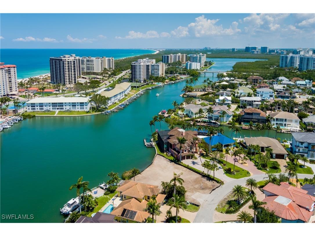 141 Conners Avenue Naples FL 34108 224086469 image9