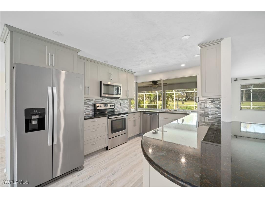 1411 Whiskey Creek Drive Fort Myers FL 33919 225053231 image4