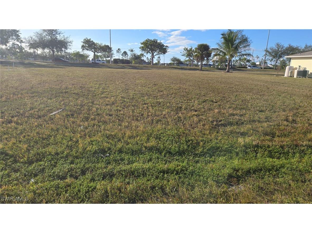 1418 NE 16th Place Cape Coral FL 33909 224102575 image2