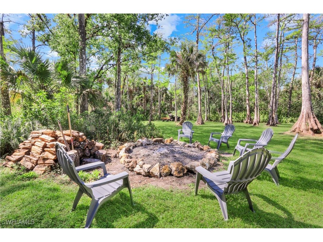 1420 14th Avenue NE Naples FL 34120 225028682 image1