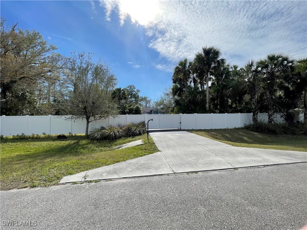 1420 14th Avenue NE Naples FL 34120 225028682 image50