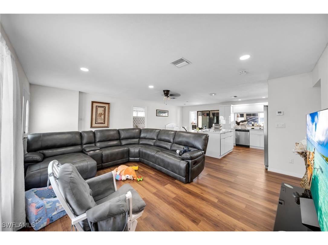 14260 Mcgregor Boulevard Fort Myers FL 33919 225050211 image5