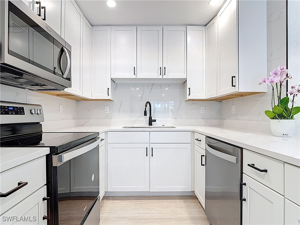 1435 Curlew Avenue #4 Naples FL 34102 225032139 image28