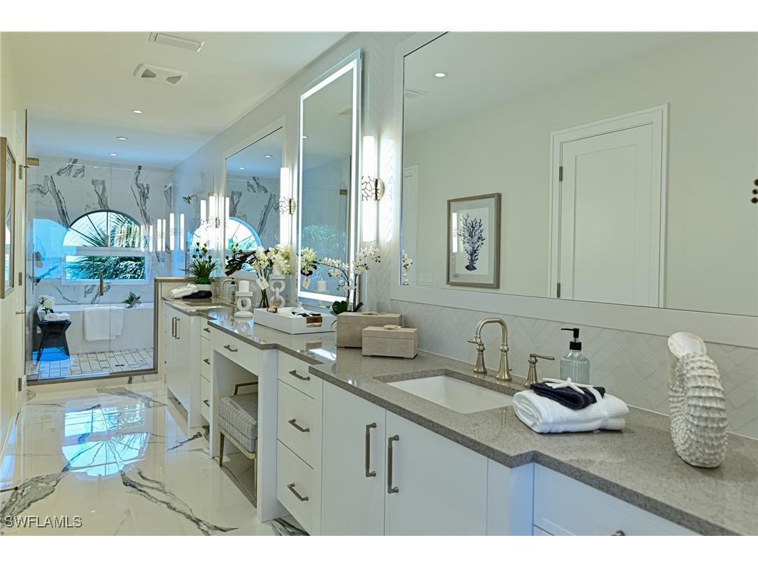 145 Barefoot Circle #4-4 Bonita Springs FL 34134 225038941 image23