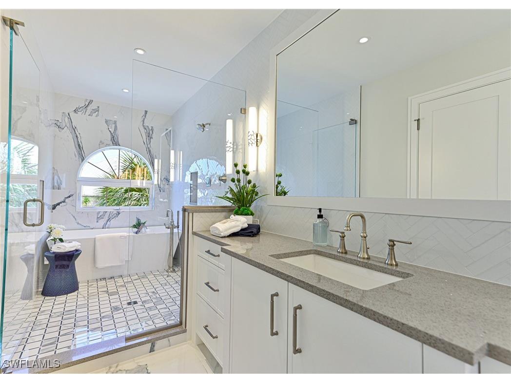 145 Barefoot Circle #4-4 Bonita Springs FL 34134 225038941 image32