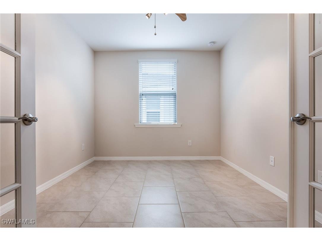 14533 Edgewater Circle Naples FL 34114 225044976 image9