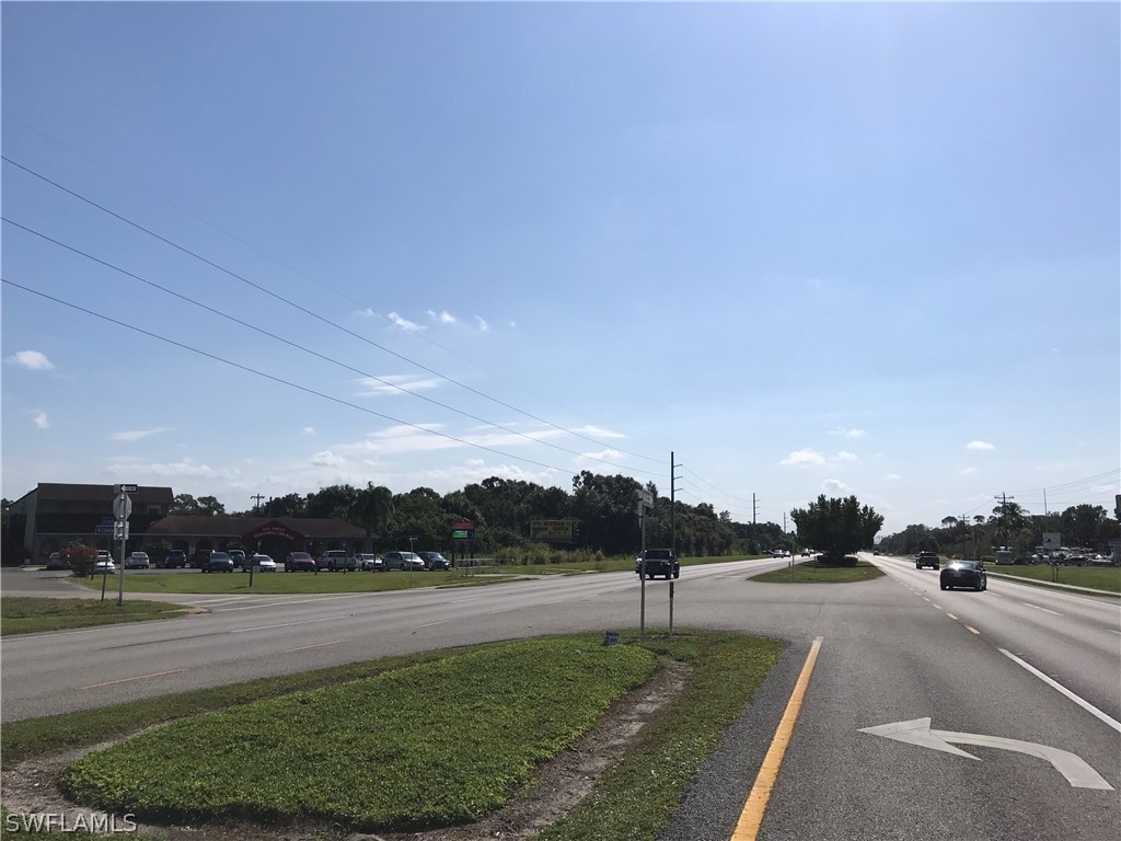 14710 N Cleveland Avenue North Fort Myers FL 33903 218069153 image11