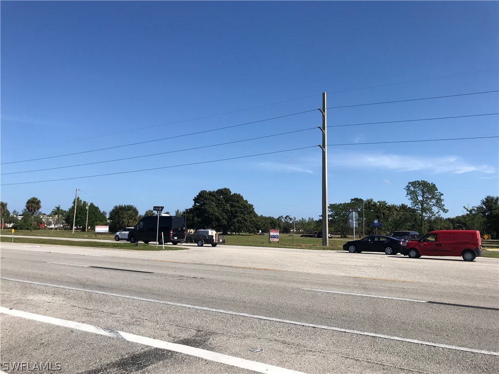 14710 N Cleveland Avenue North Fort Myers FL 33903 218069153 image13