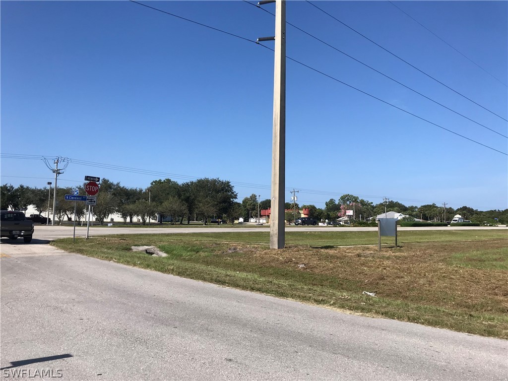 14710 N Cleveland Avenue North Fort Myers FL 33903 218069153 image14