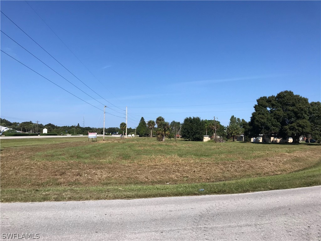 14710 N Cleveland Avenue North Fort Myers FL 33903 218069153 image15