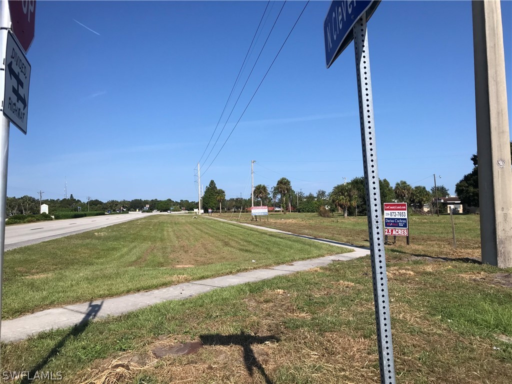 14710 N Cleveland Avenue North Fort Myers FL 33903 218069153 image16