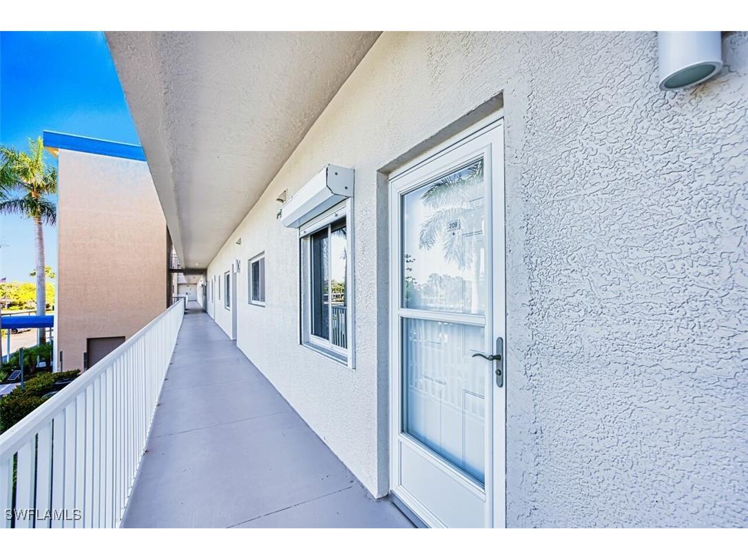 14801 Park Lake Drive #209 Fort Myers FL 33919 225040517 image3