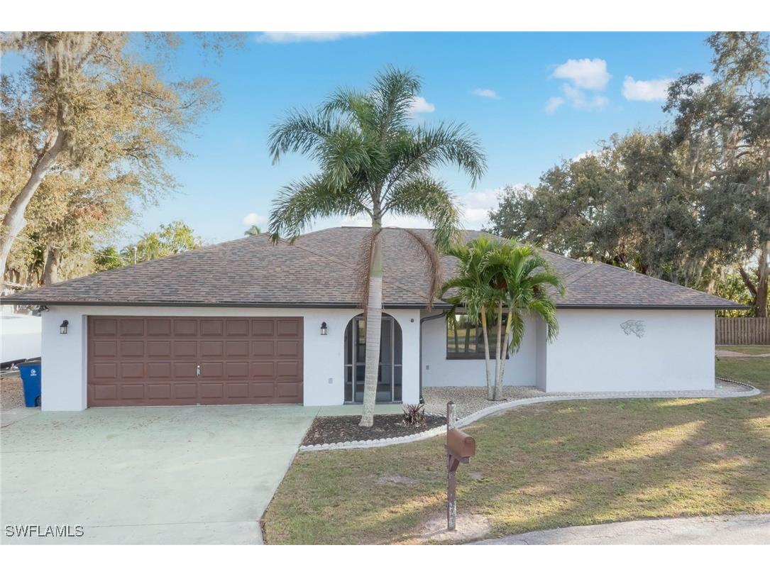 14807 Riverview Court Fort Myers FL 33905 224080663 image1