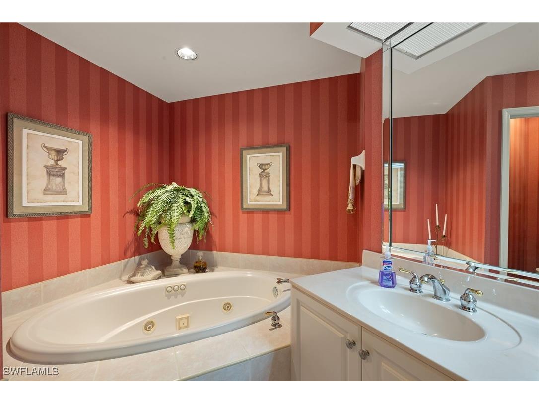 14811 Laguna Drive #101 Fort Myers FL 33908 225011574 image17