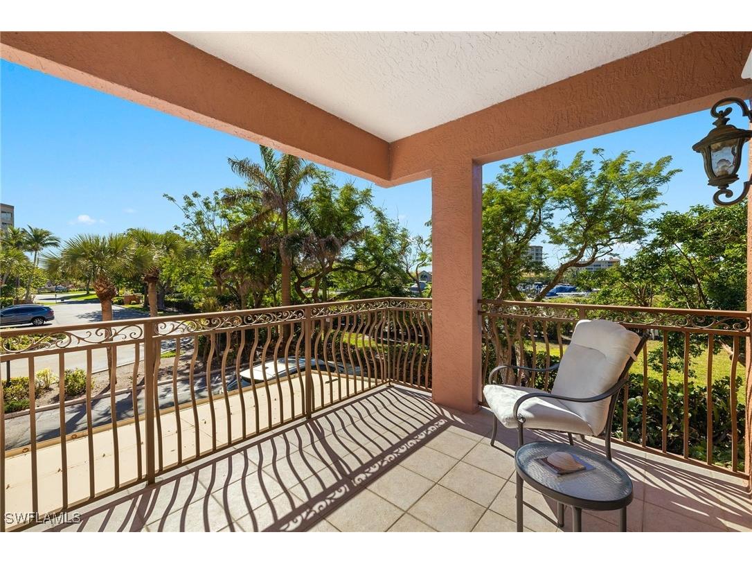 14811 Laguna Drive #101 Fort Myers FL 33908 225011574 image2