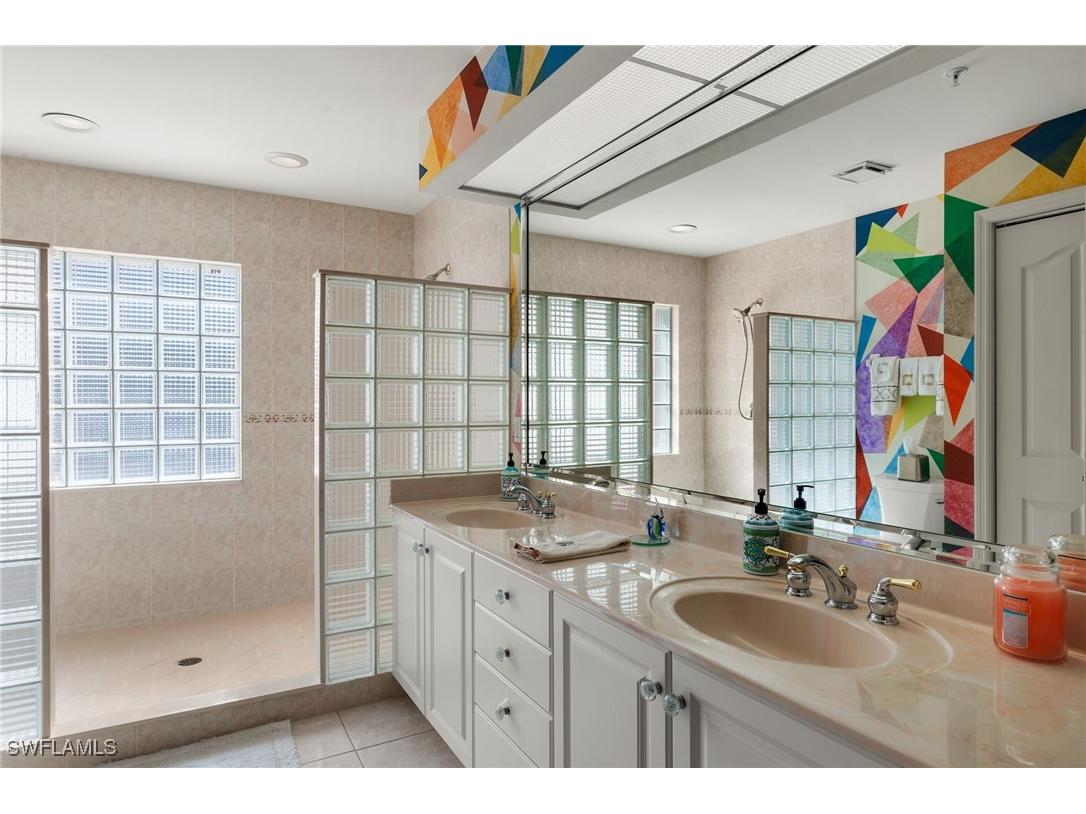 14811 Laguna Drive #101 Fort Myers FL 33908 225011574 image20