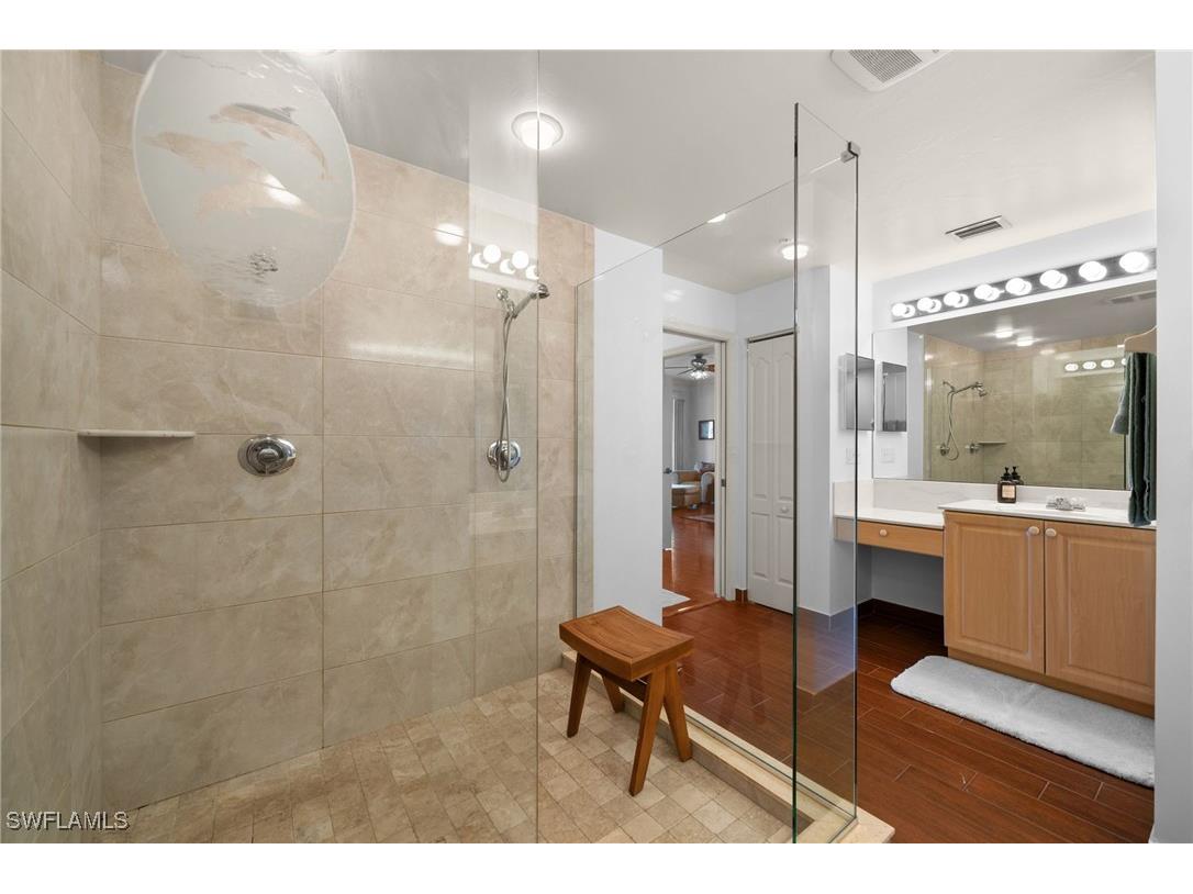 14819 Laguna Drive #203 Fort Myers FL 33908 224095706 image31