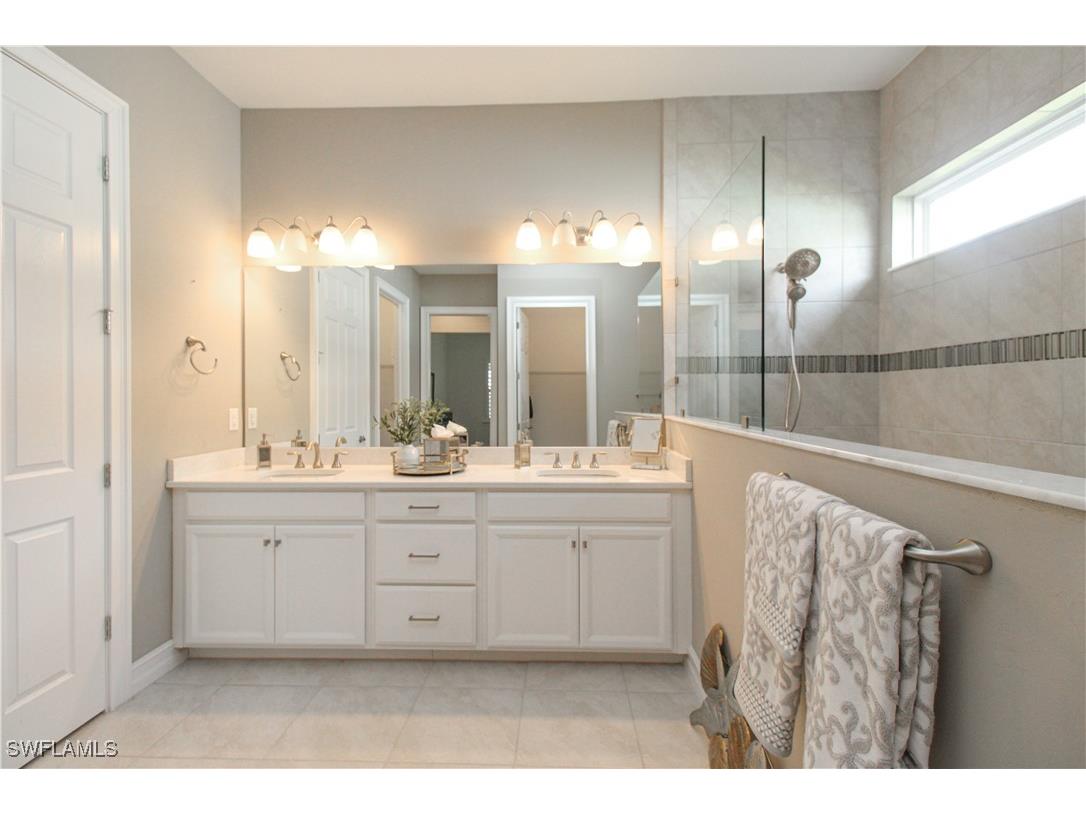 14849 Winward Lane Naples FL 34114 225043831 image31