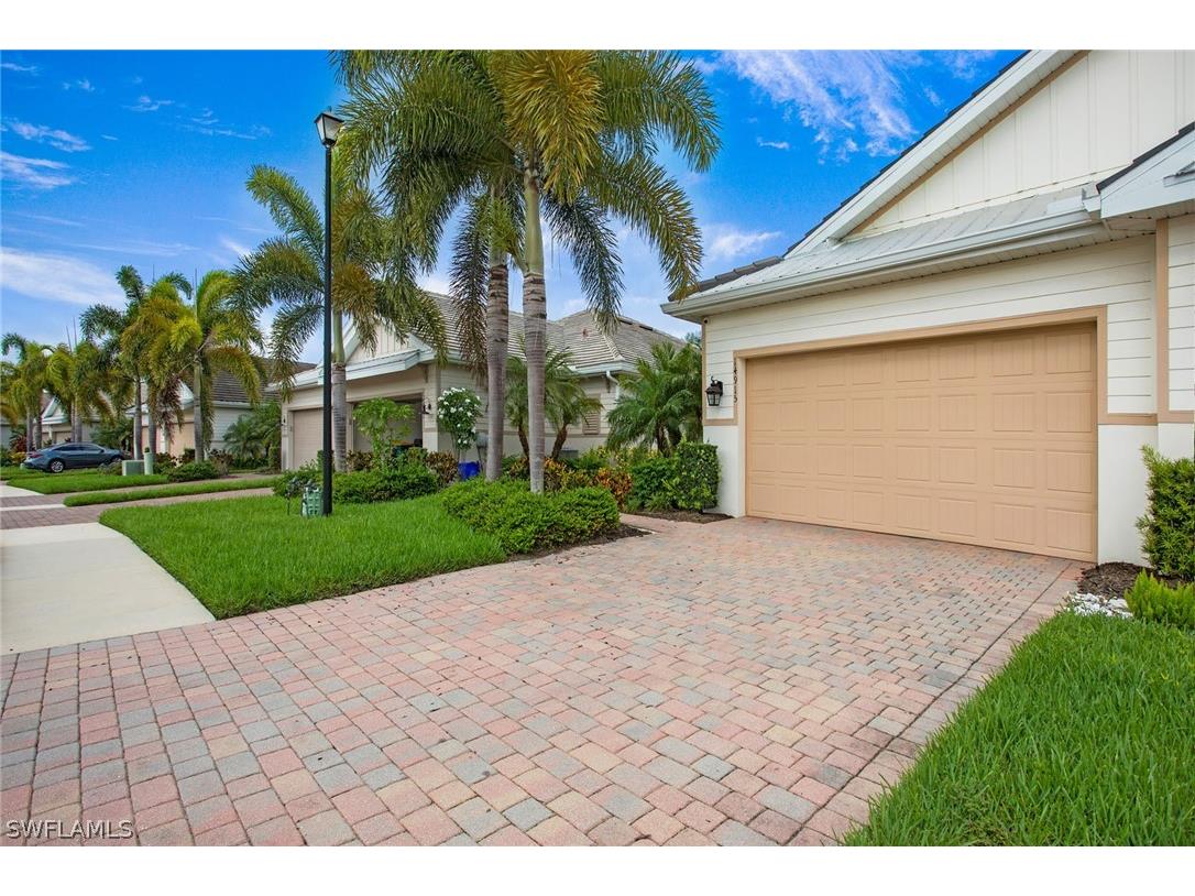 14915 Edgewater Circle, Naples, FL, 34114 MLS 224050767 Edina Realty