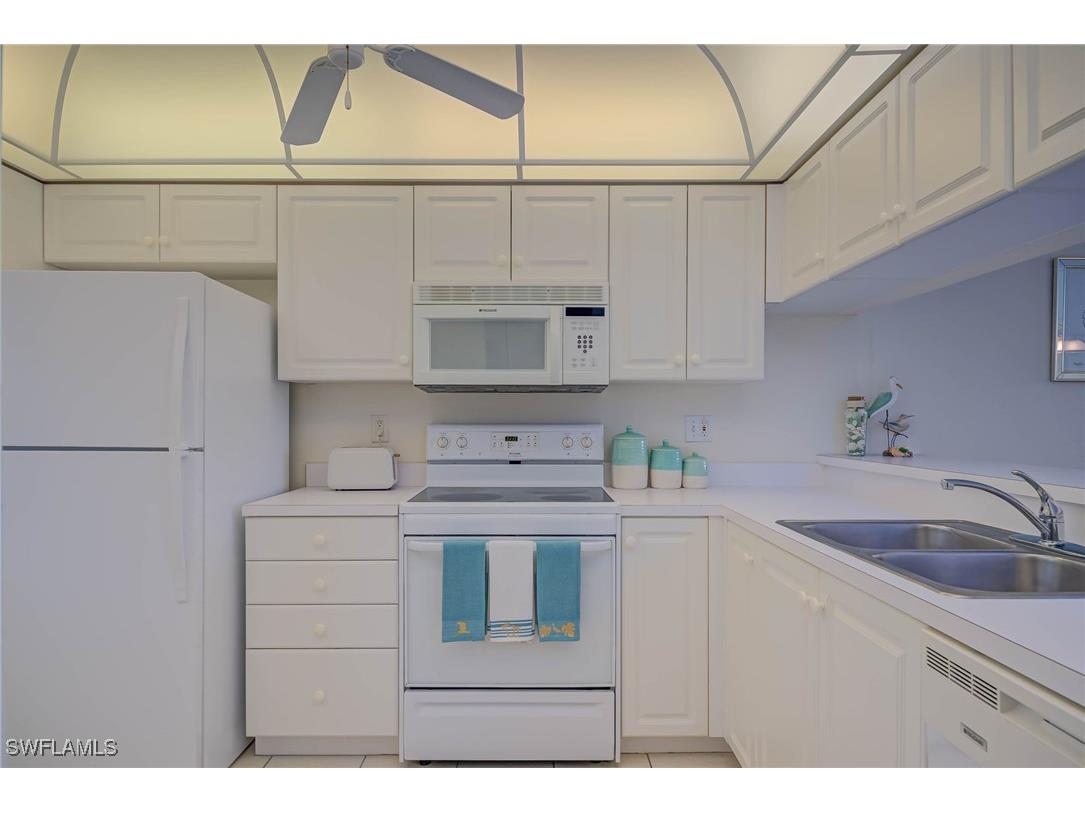 14931 Park Lake Drive #209 Fort Myers FL 33919 225050609 image9