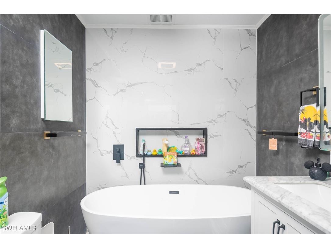 14932 Randolph Drive Fort Myers FL 33905 224086088 image12