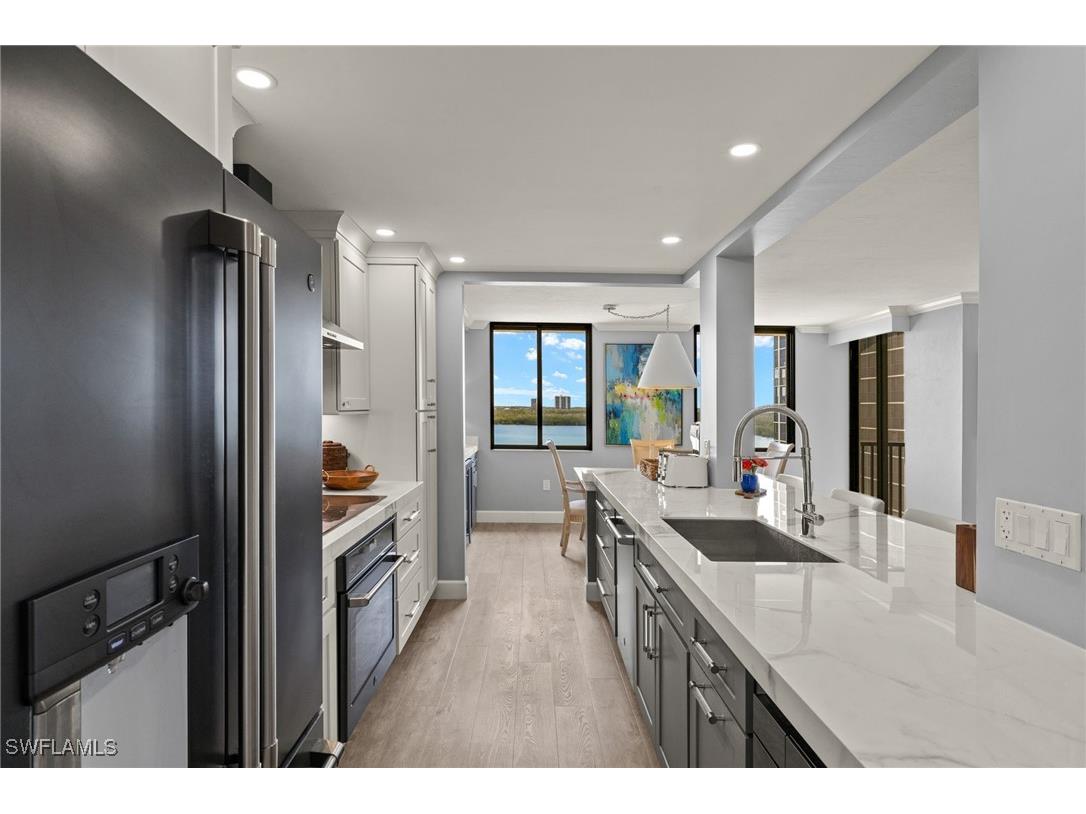 15 Bluebill Avenue #506 Naples FL 34108 225045402 image4