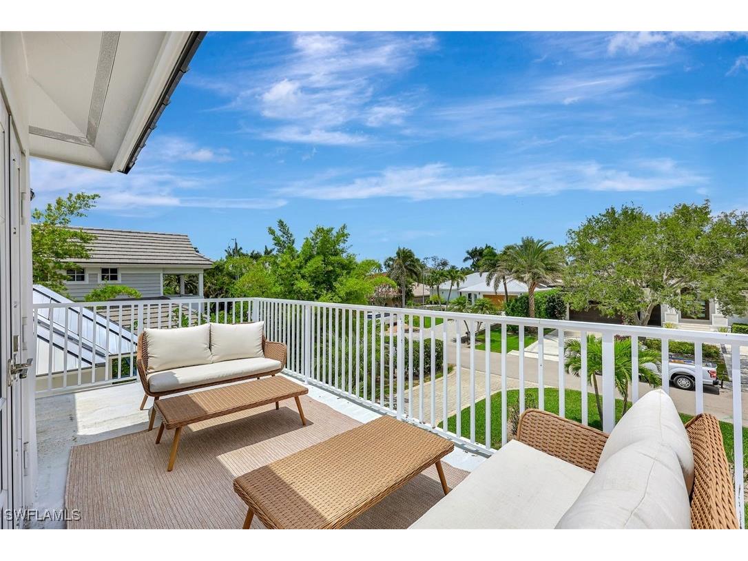 1500 Pelican Avenue Naples FL 34102 225046576 image27