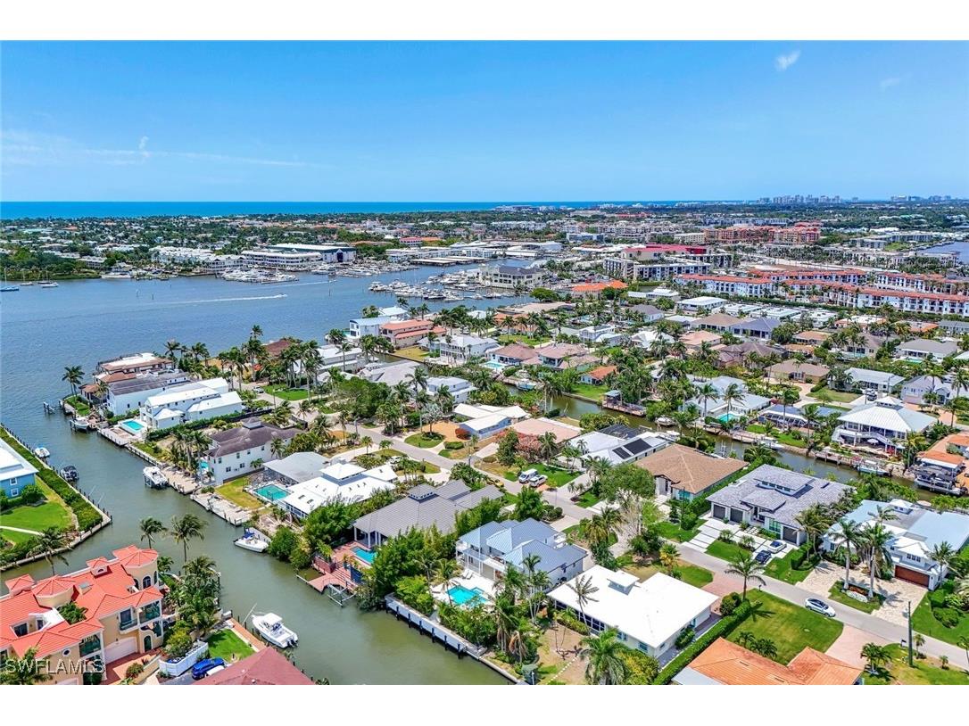 1500 Pelican Avenue Naples FL 34102 225046576 image45