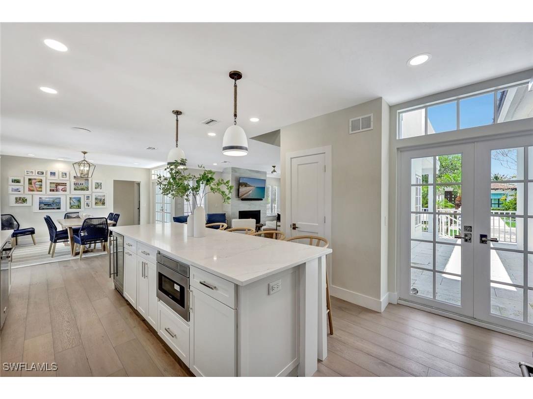 1500 Pelican Avenue Naples FL 34102 225046576 image7