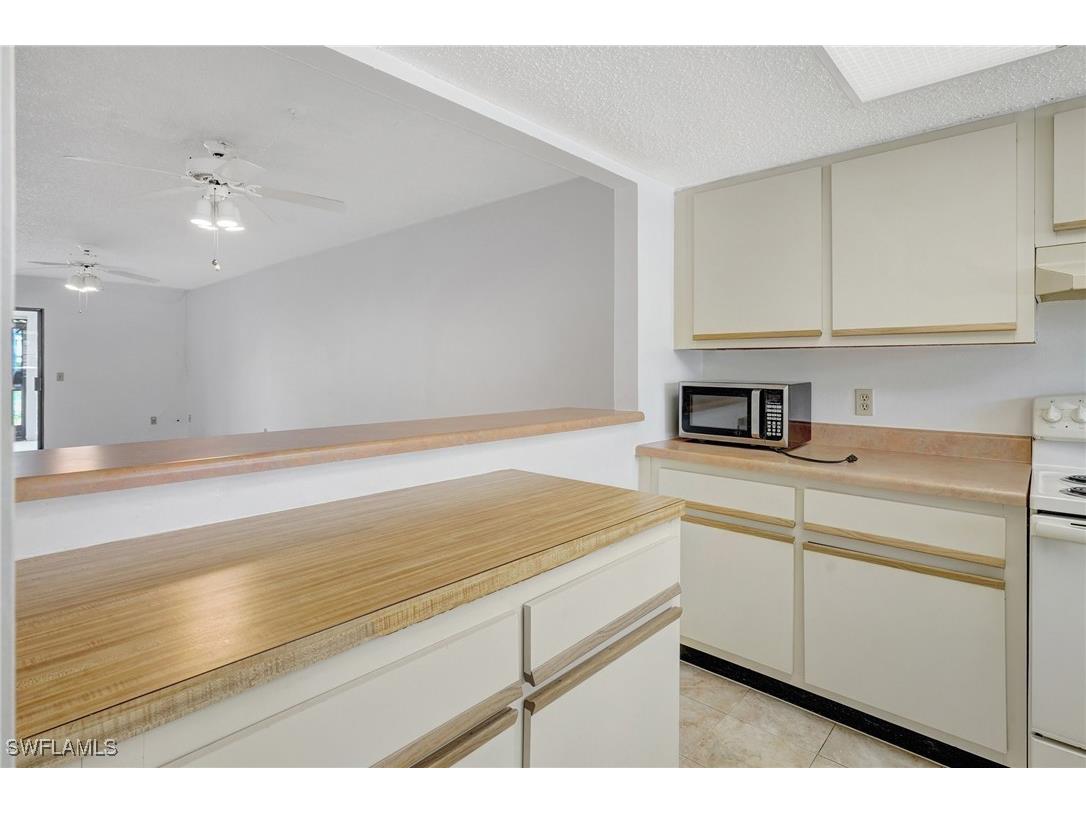 151 Cypress Way E #D3 Naples FL 34110 225033193 image5