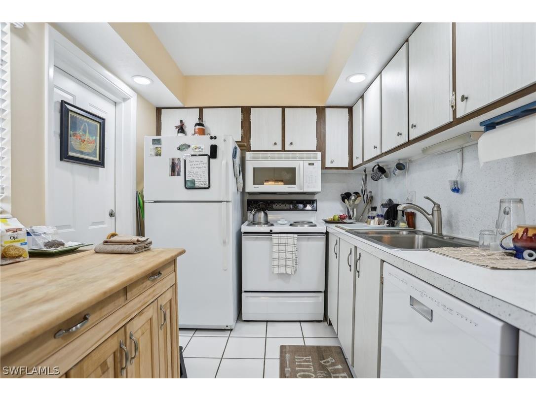 1512 Tropic Terrace North Fort Myers FL 33903 224050122 image10