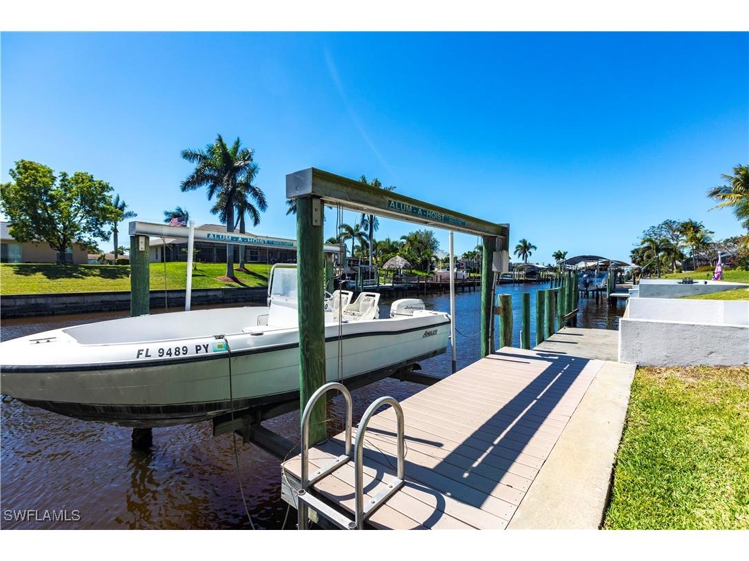 1514 Shelby Parkway Cape Coral FL 33904 225025736 image1