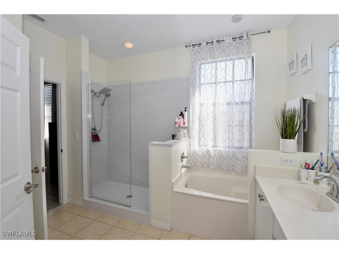 15151 Summit Place Circle #231 Naples FL 34119 225040094 image30