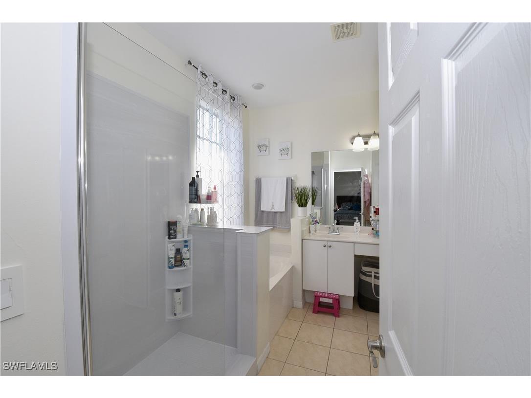 15151 Summit Place Circle #231 Naples FL 34119 225040094 image32