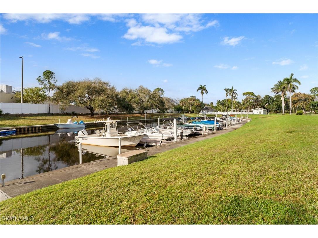 1525 Tropic Terrace #1525 North Fort Myers FL 33903 225019932 image1