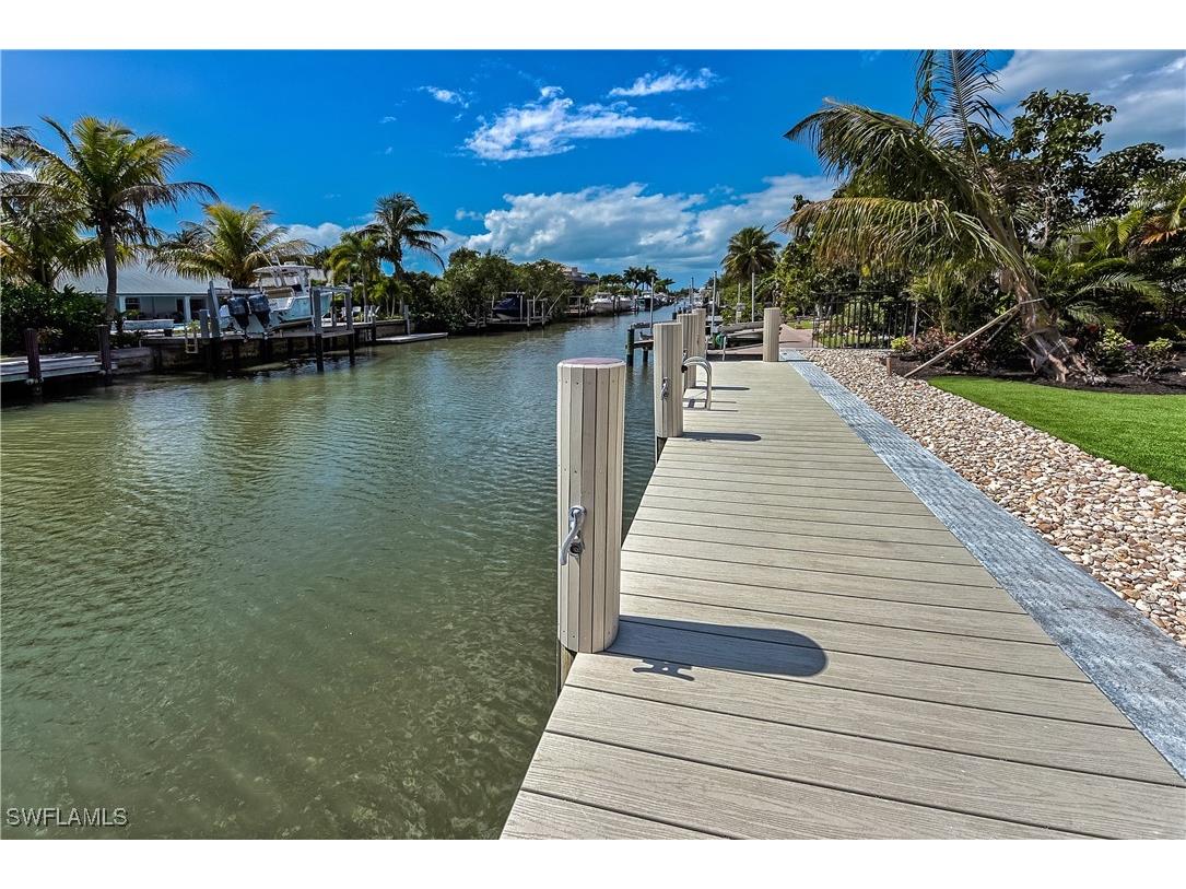 1540 Curlew Avenue Naples FL 34102 225047306 image28