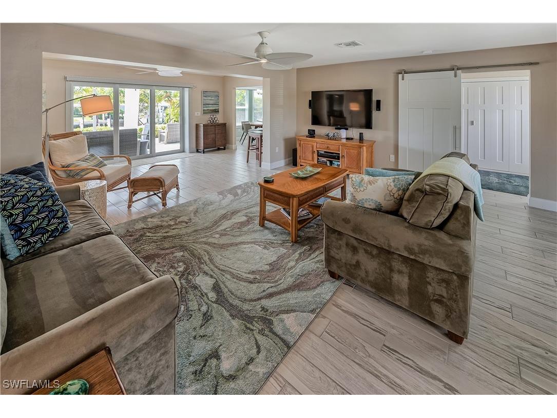 1540 Curlew Avenue Naples FL 34102 225047306 image4