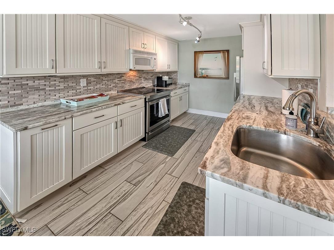 1540 Curlew Avenue Naples FL 34102 225047306 image7