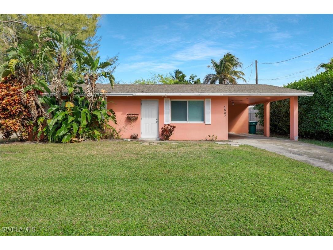 1547 Bembury Drive Naples FL 34102 225028423 image1