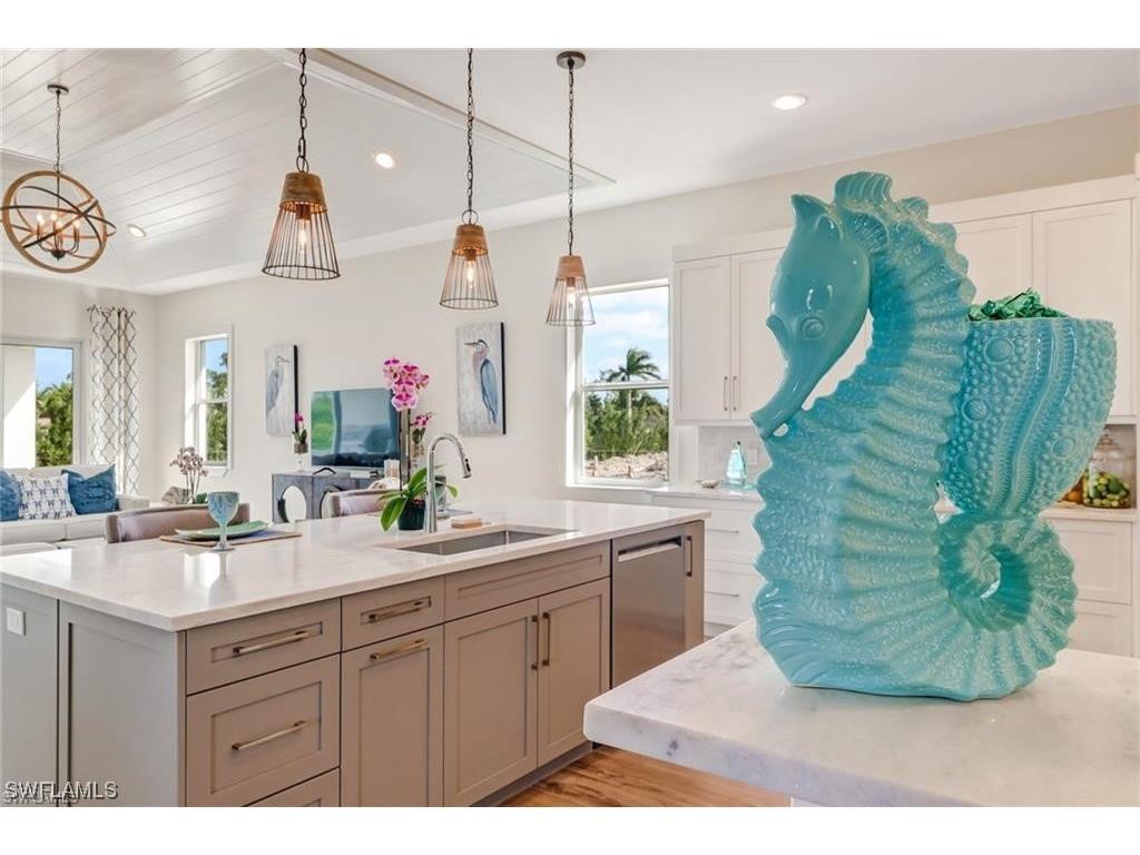 155 Cambria Lane Naples FL 34112 221013618 image1