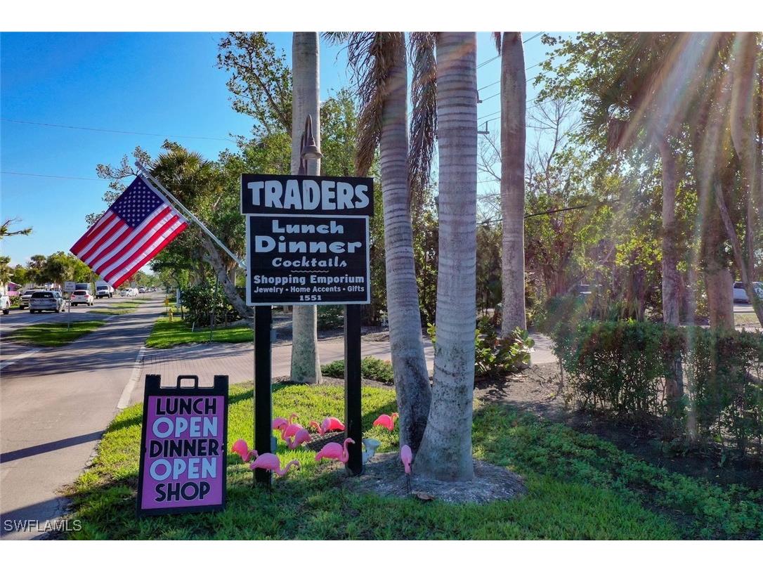 1551 Periwinkle Way Sanibel FL 33957 225014247 image2