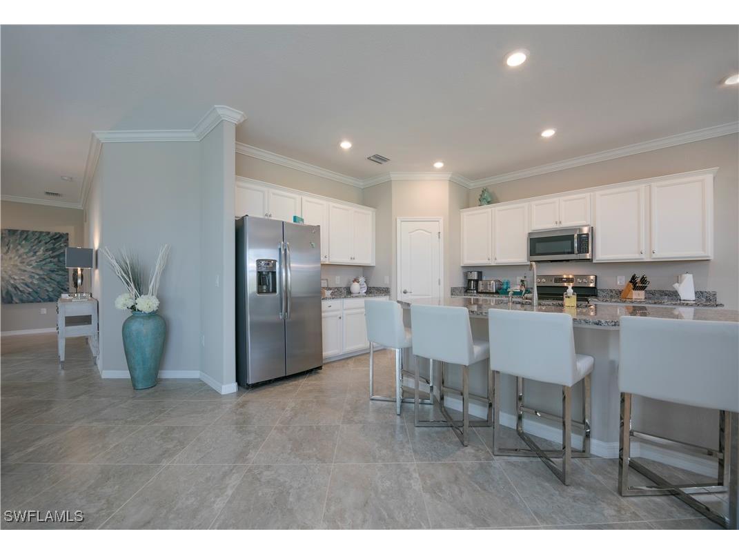 1555 Marton Court Naples FL 34113 225049330 image6