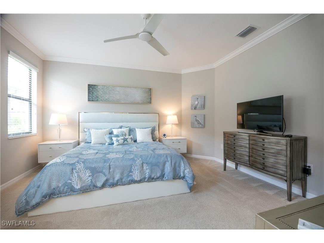 1555 Marton Court Naples FL 34113 225049330 image8