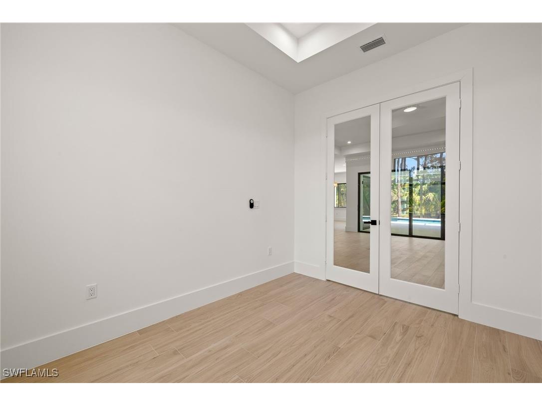 1587 Golden Gate Boulevard W Naples FL 34120 224046424 image20