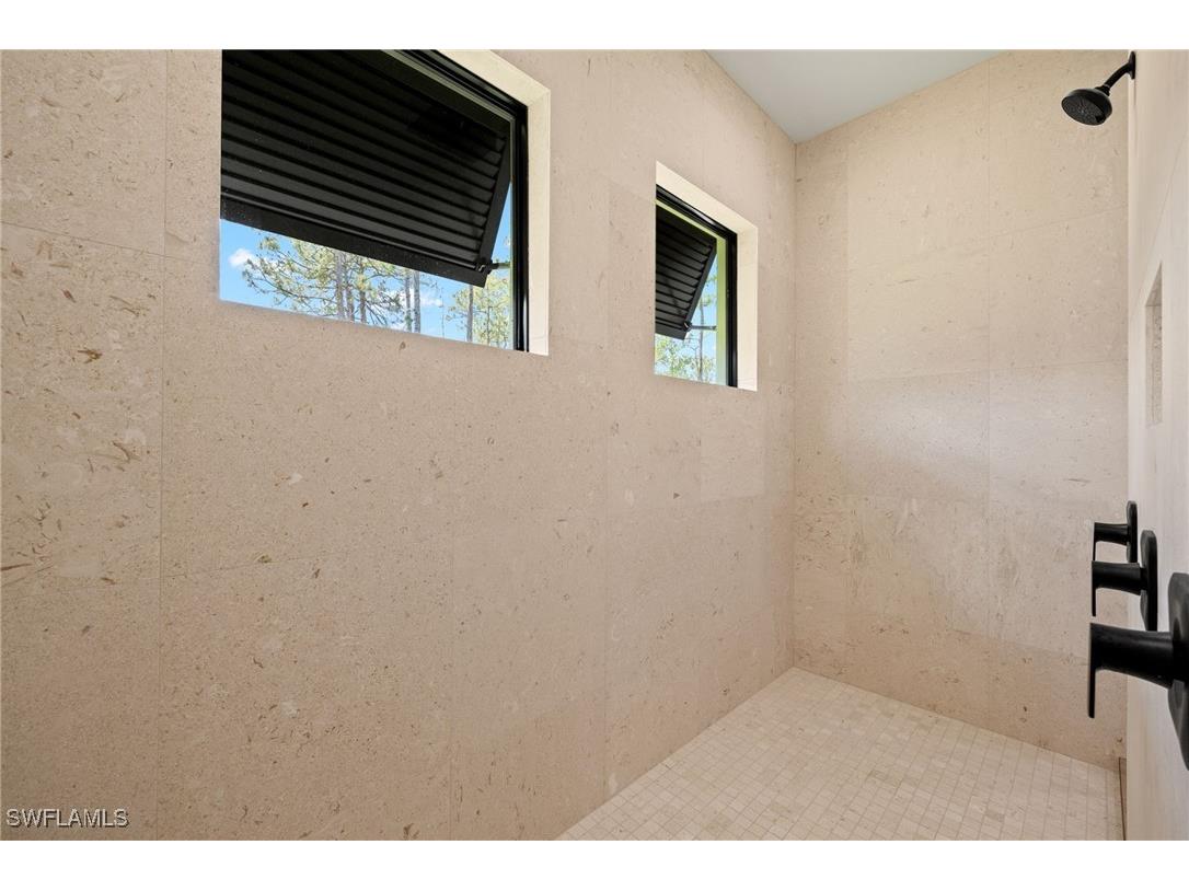 1587 Golden Gate Boulevard W Naples FL 34120 224046424 image28