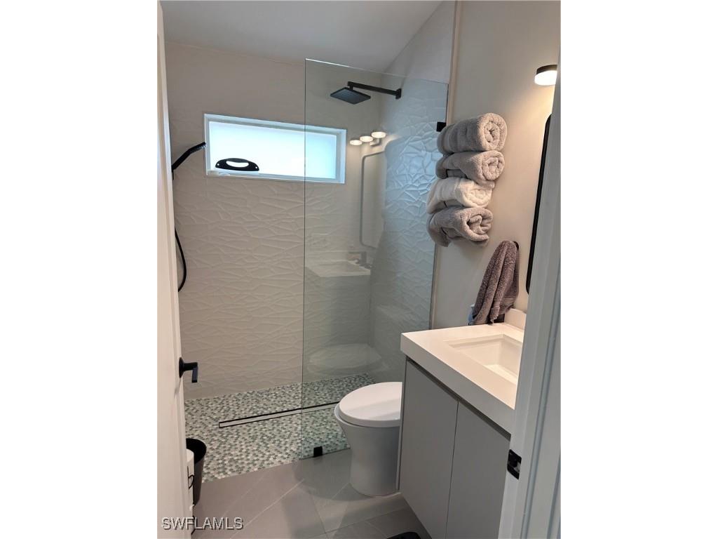 1595 Whispering Oaks Circle Naples FL 34110 225043947 image12