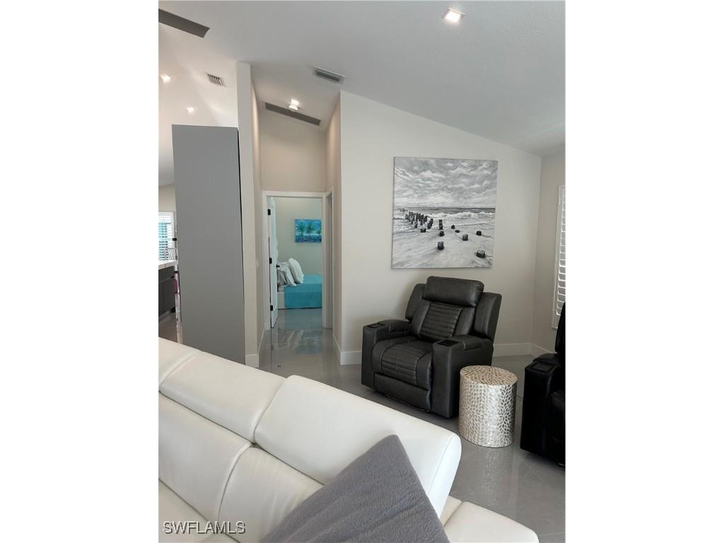 1595 Whispering Oaks Circle Naples FL 34110 225043947 image8